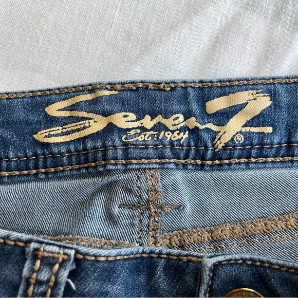 7 for All Mankind Bootcut Jeans - Picture 9 of 14